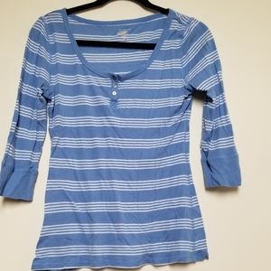 Old Navy Light Blue White Striped Cute 3/4 Tee